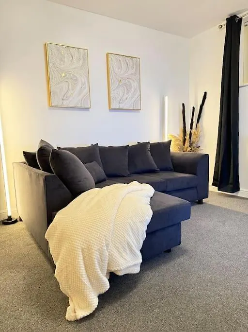 Luxury Cozy 3 Bed Apartment 5Mins From City - Free Parking! Nottingham